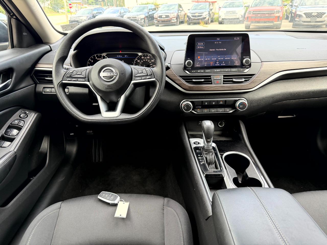 Nissan Altima 2.5 SV 2024