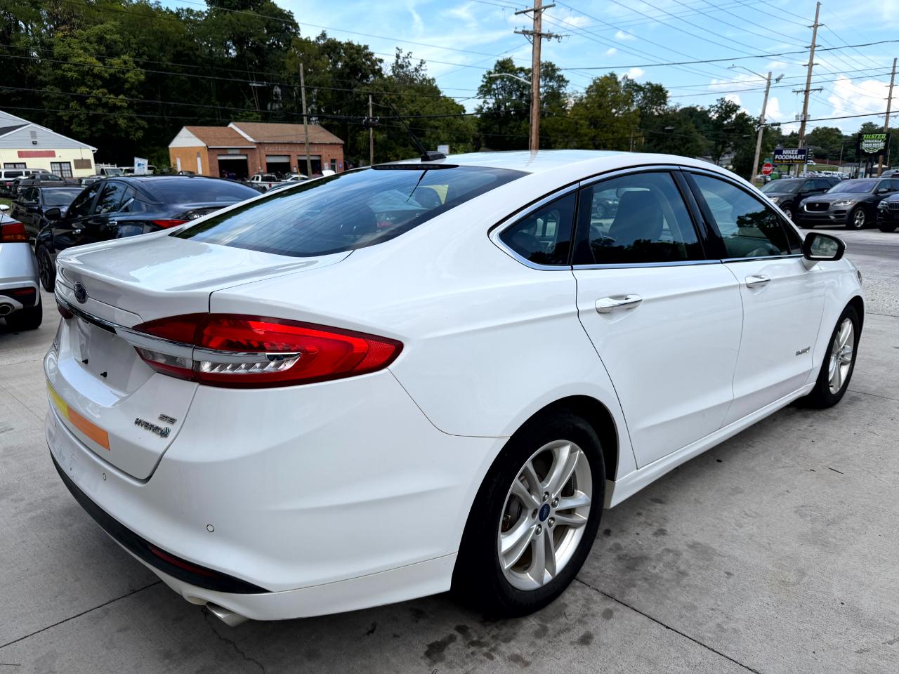 Ford Fusion Hybrid SE 2018