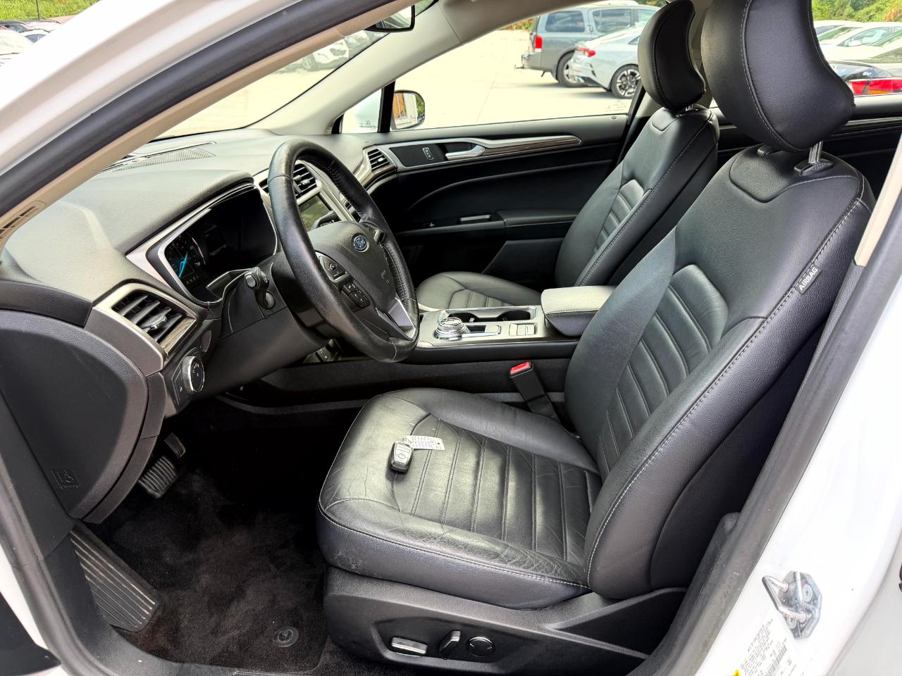 Ford Fusion Hybrid SE 2018