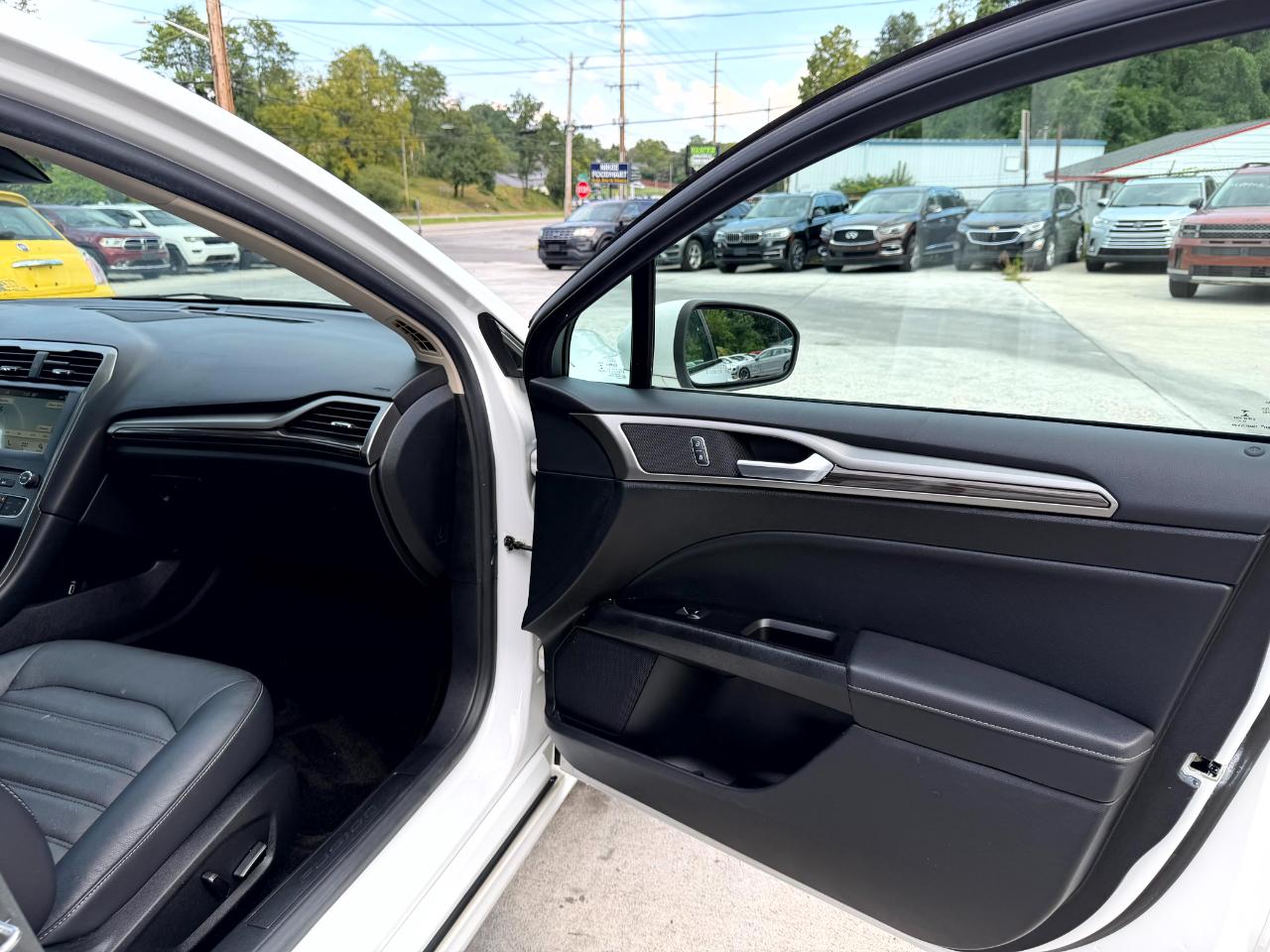 Ford Fusion Hybrid SE 2018