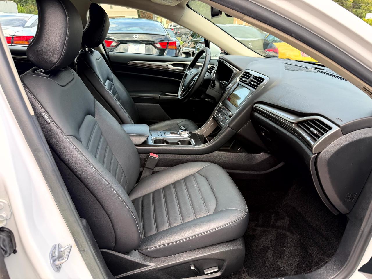Ford Fusion Hybrid SE 2018