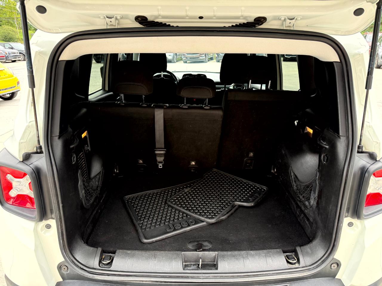 Jeep Renegade Latitude 4WD 2016