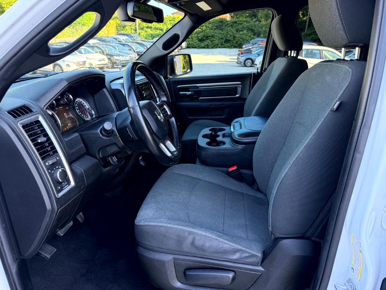RAM 1500 Classic Tradesman Quad Cab 4WD 2021