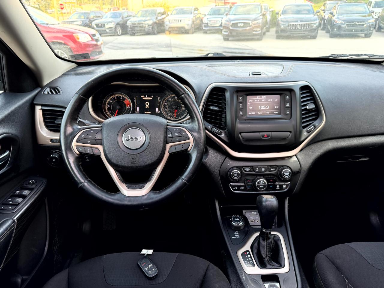 Jeep Cherokee Latitude 4WD 2017