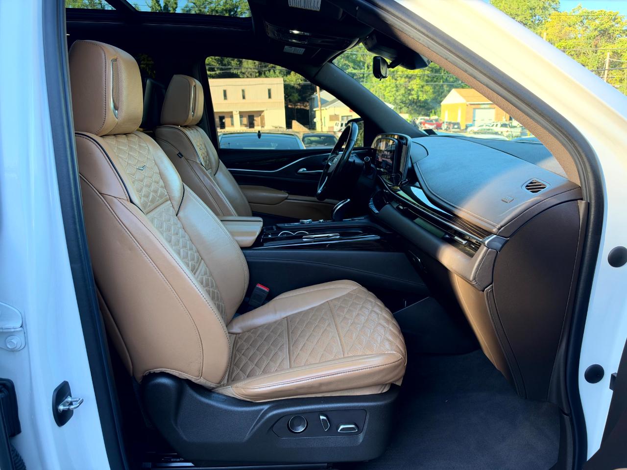 Cadillac Escalade ESV Sport AWD 2021