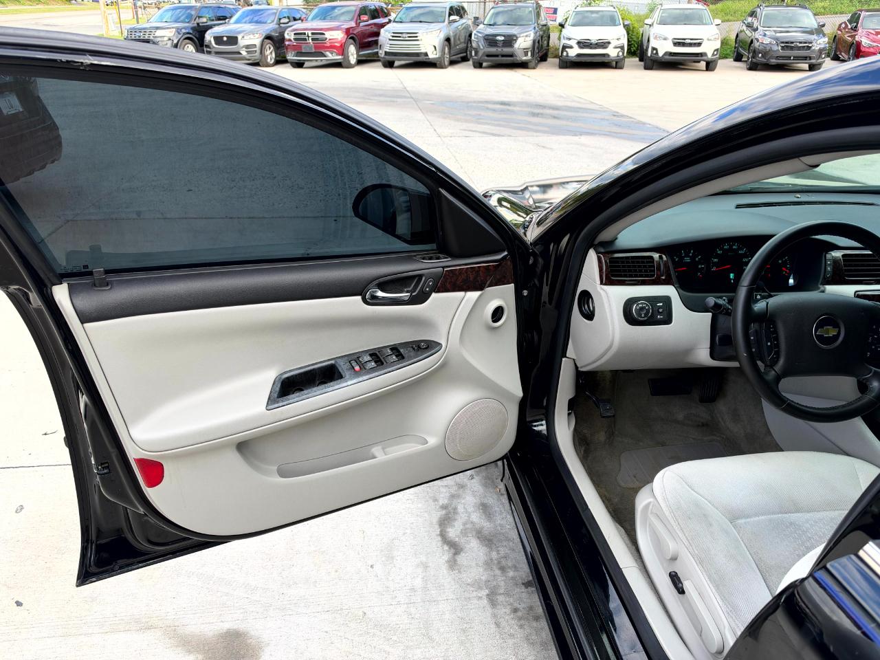 Chevrolet Impala LS 2012