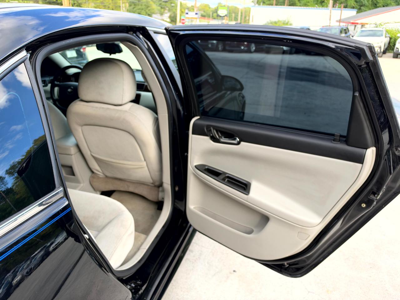 Chevrolet Impala LS 2012