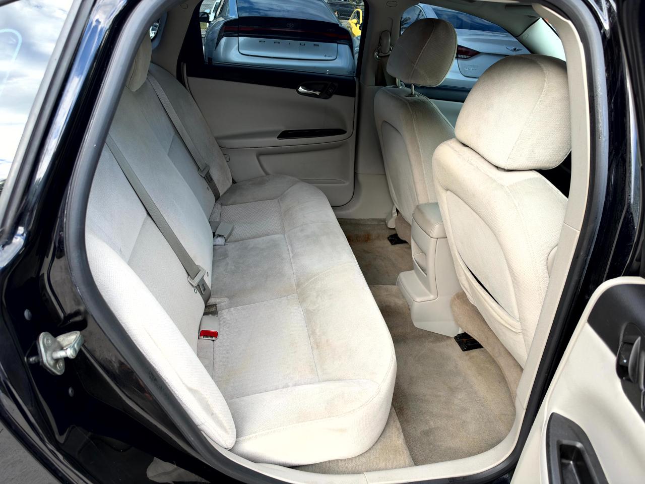 Chevrolet Impala LS 2012