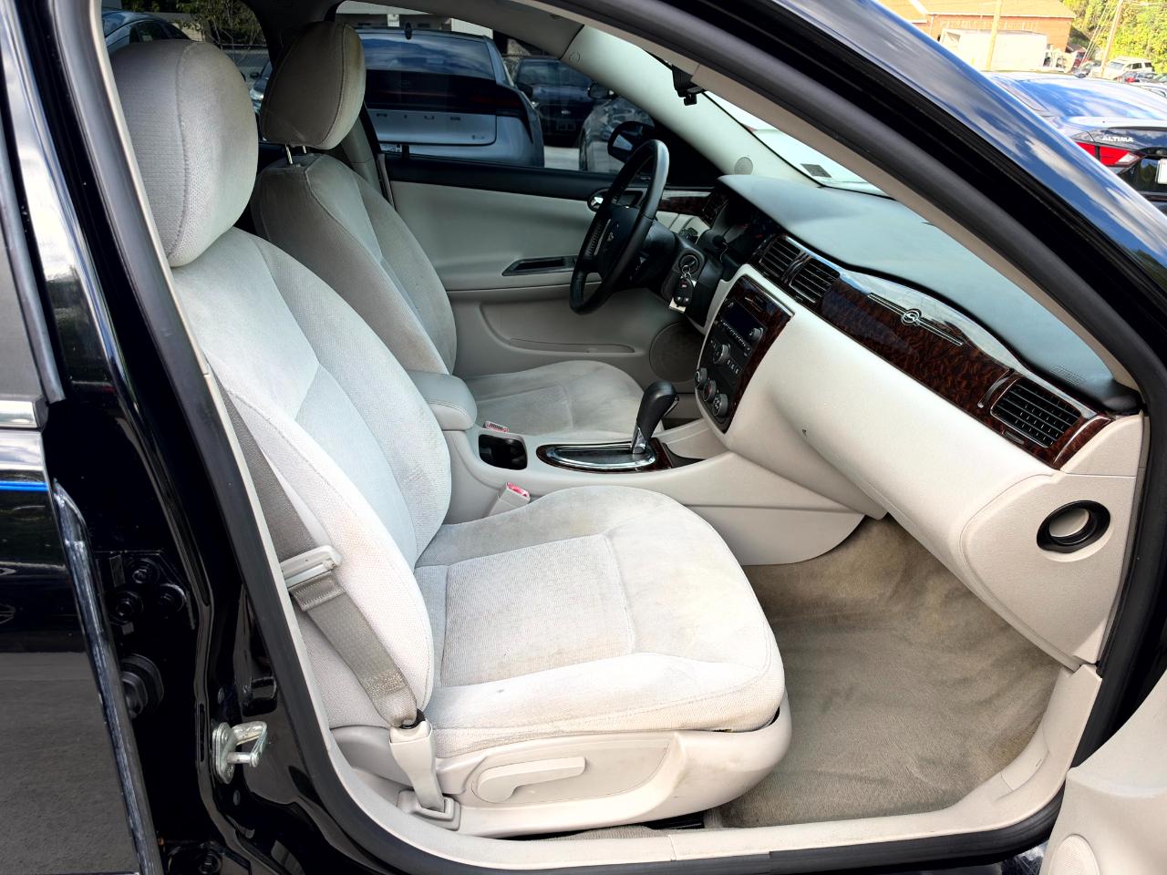 Chevrolet Impala LS 2012