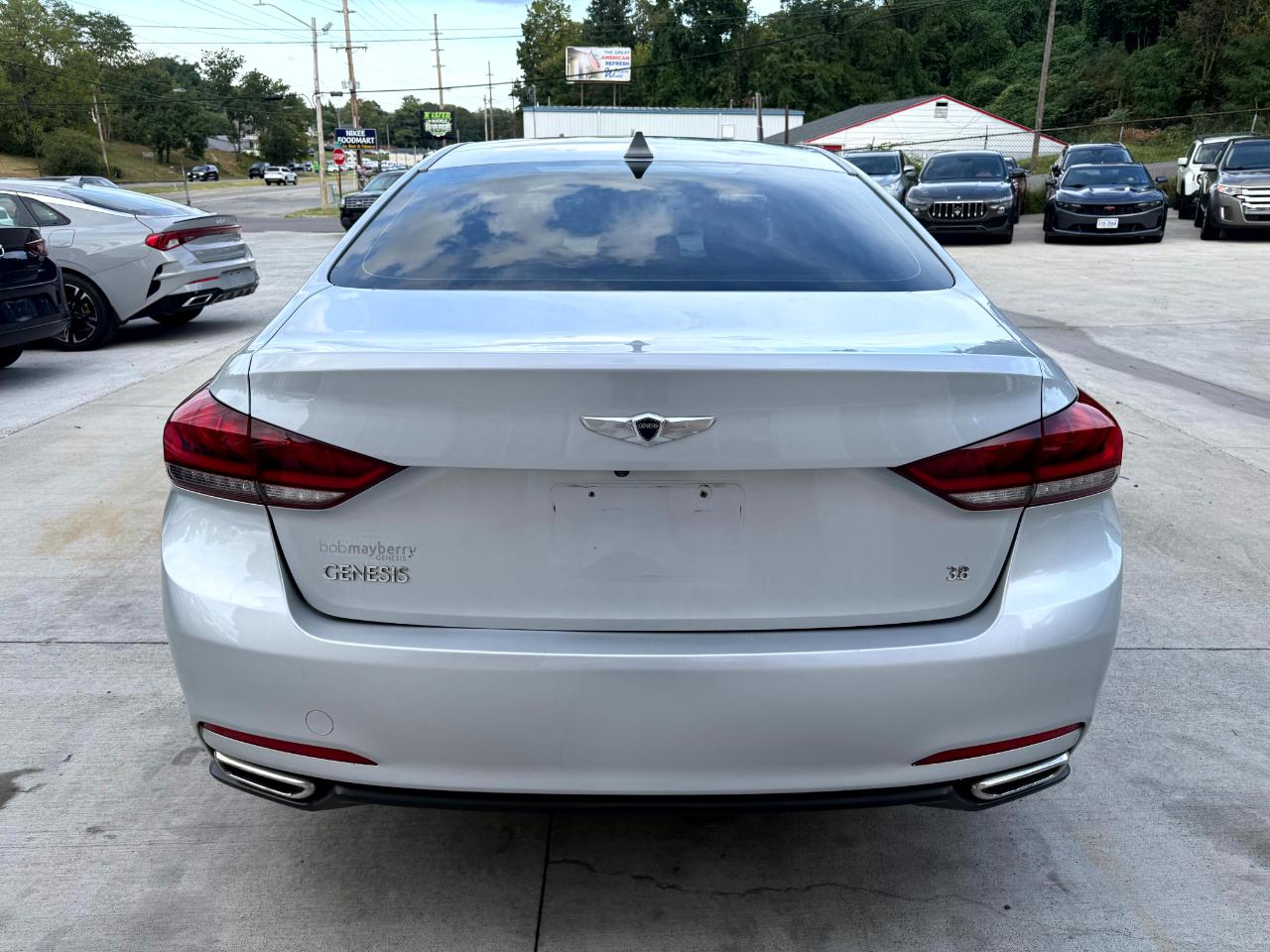 Hyundai Genesis 3.8L 2015