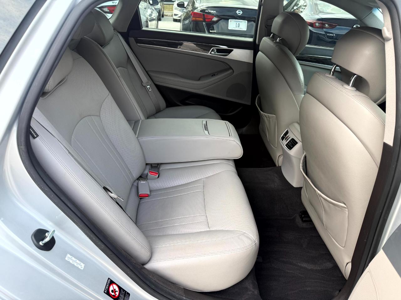Hyundai Genesis 3.8L 2015