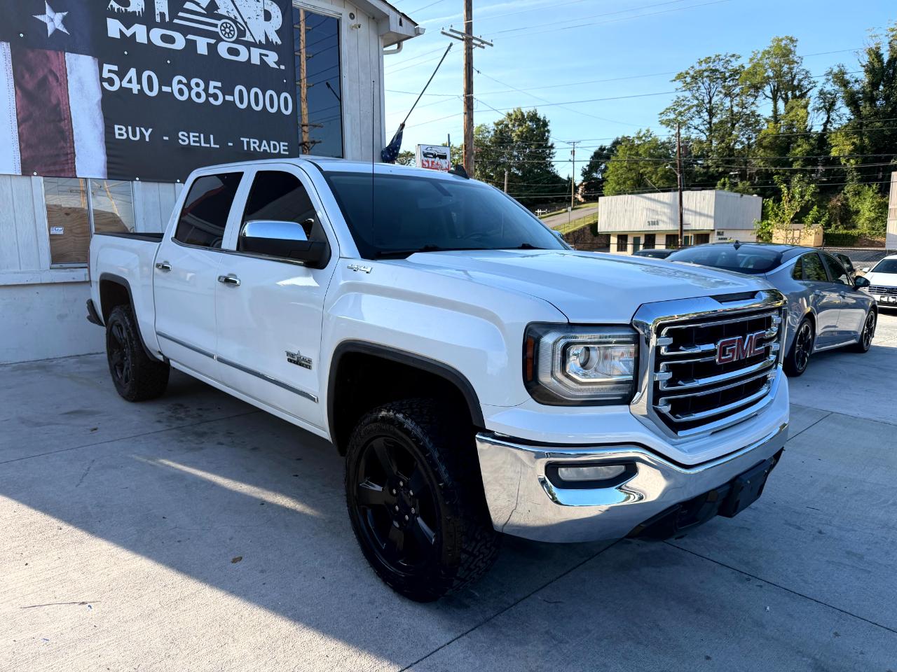 GMC Sierra 1500 SLT Crew Cab Short Box 4WD 2018