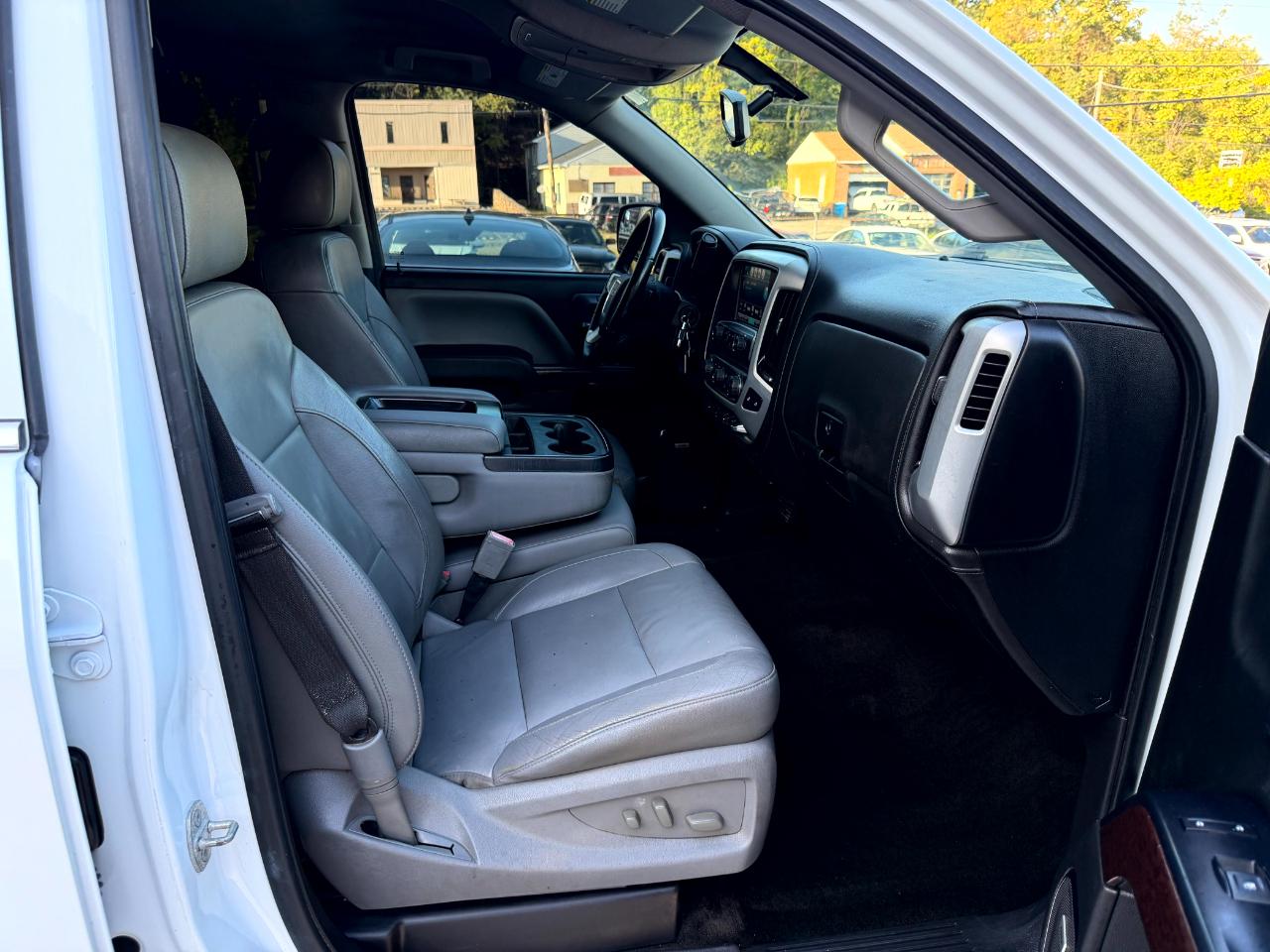 GMC Sierra 1500 SLT Crew Cab Short Box 4WD 2018