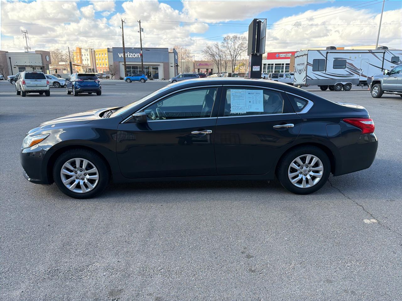 2016 Nissan Altima 2.5 Sedan