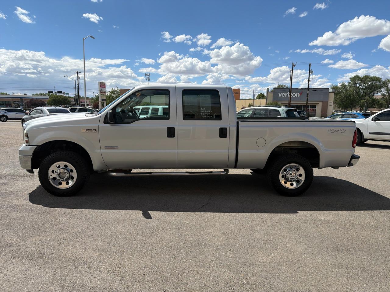 2005 Ford F-250 XLT 4x4 Crew Cab LWB's photo