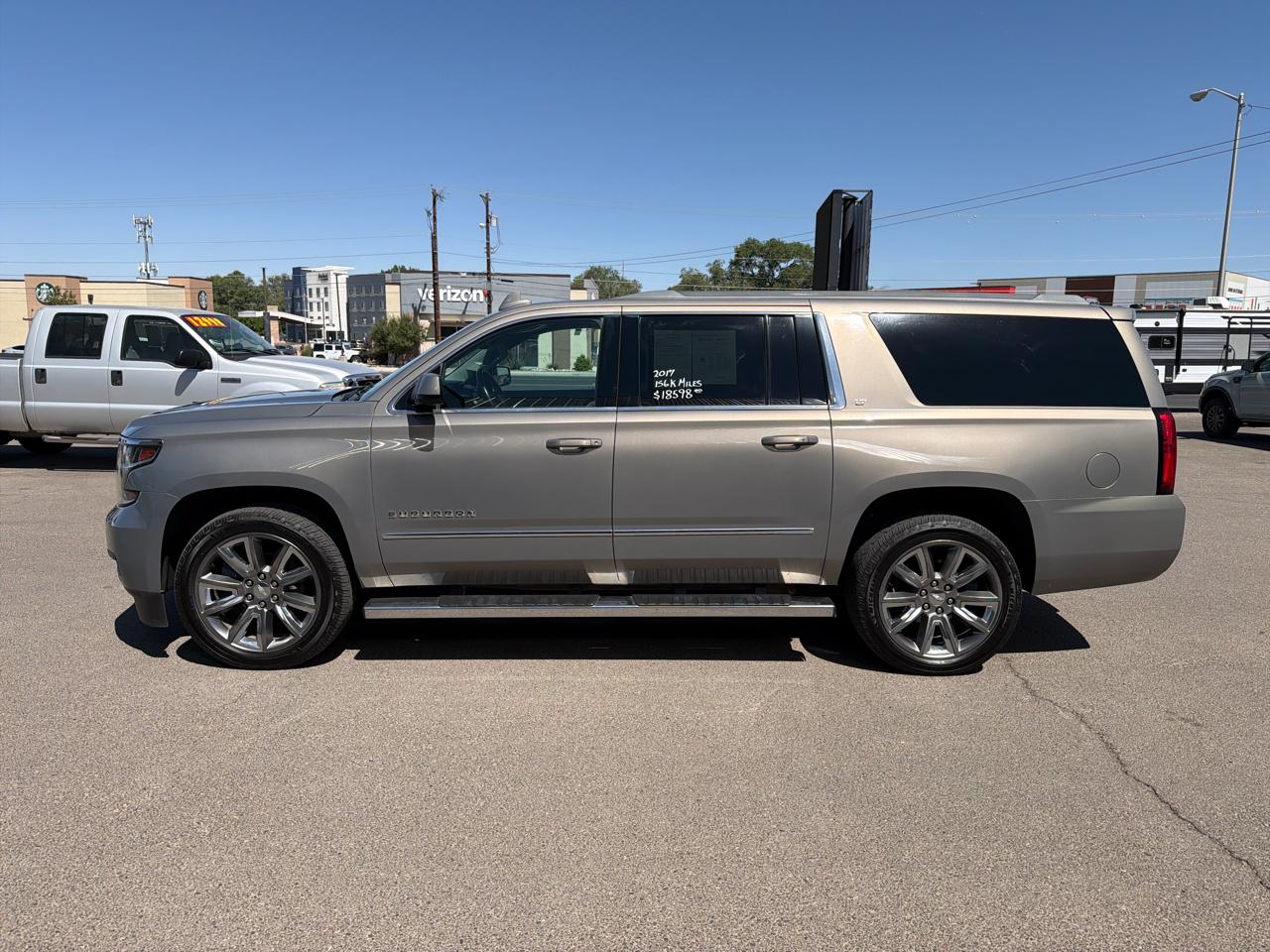 2017 Chevrolet Suburban 4WD 4dr 1500 LT