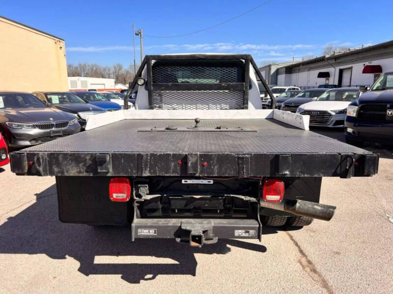 Ford F-550 DRW 4WD 2010