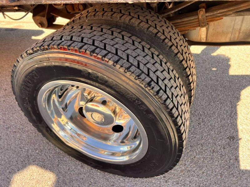 Ford F-550 DRW 4WD 2010