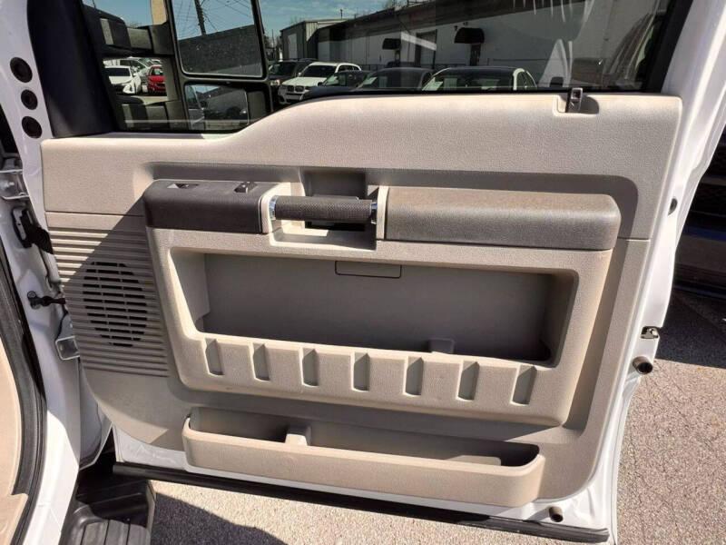 Ford F-550 DRW 4WD 2010