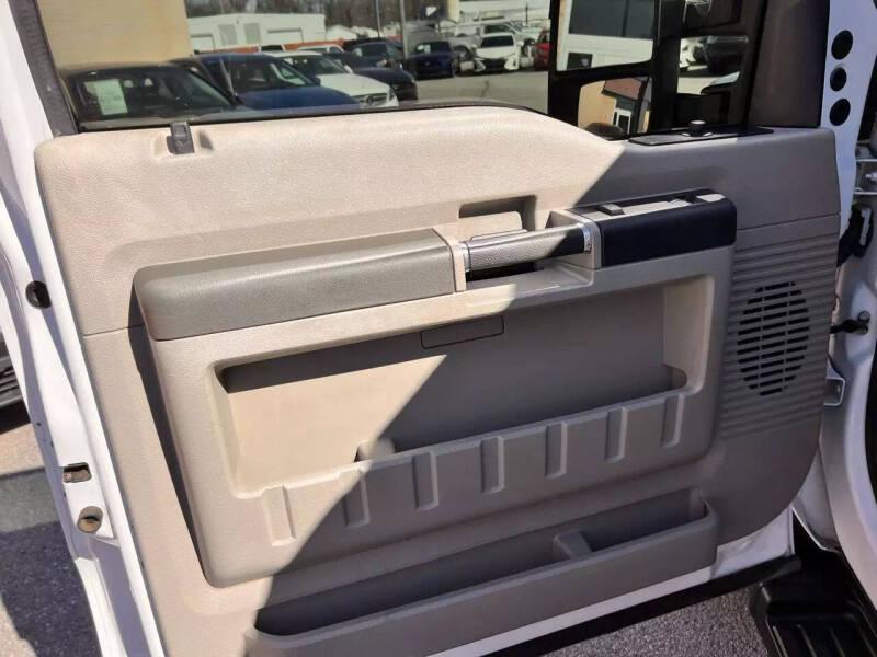 Ford F-550 DRW 4WD 2010