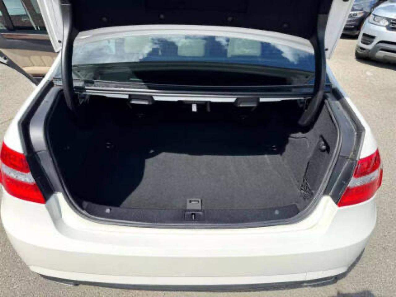 Mercedes-Benz E-Class E350 Sedan 2013