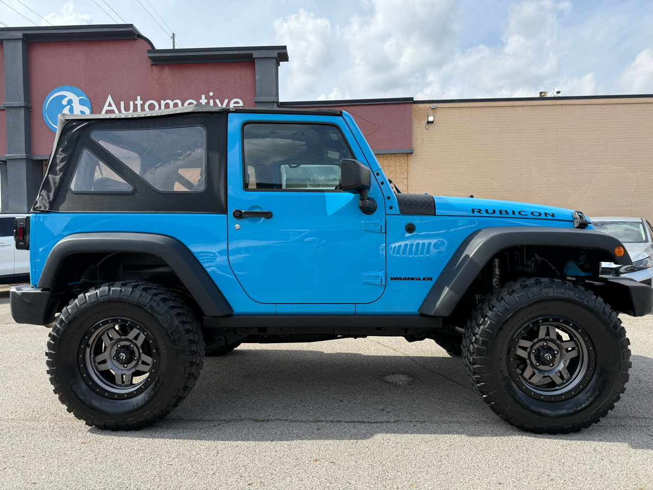 Jeep Wrangler Rubicon 4WD 2017 Jeep Wrangler Rubicon 4WD 2017