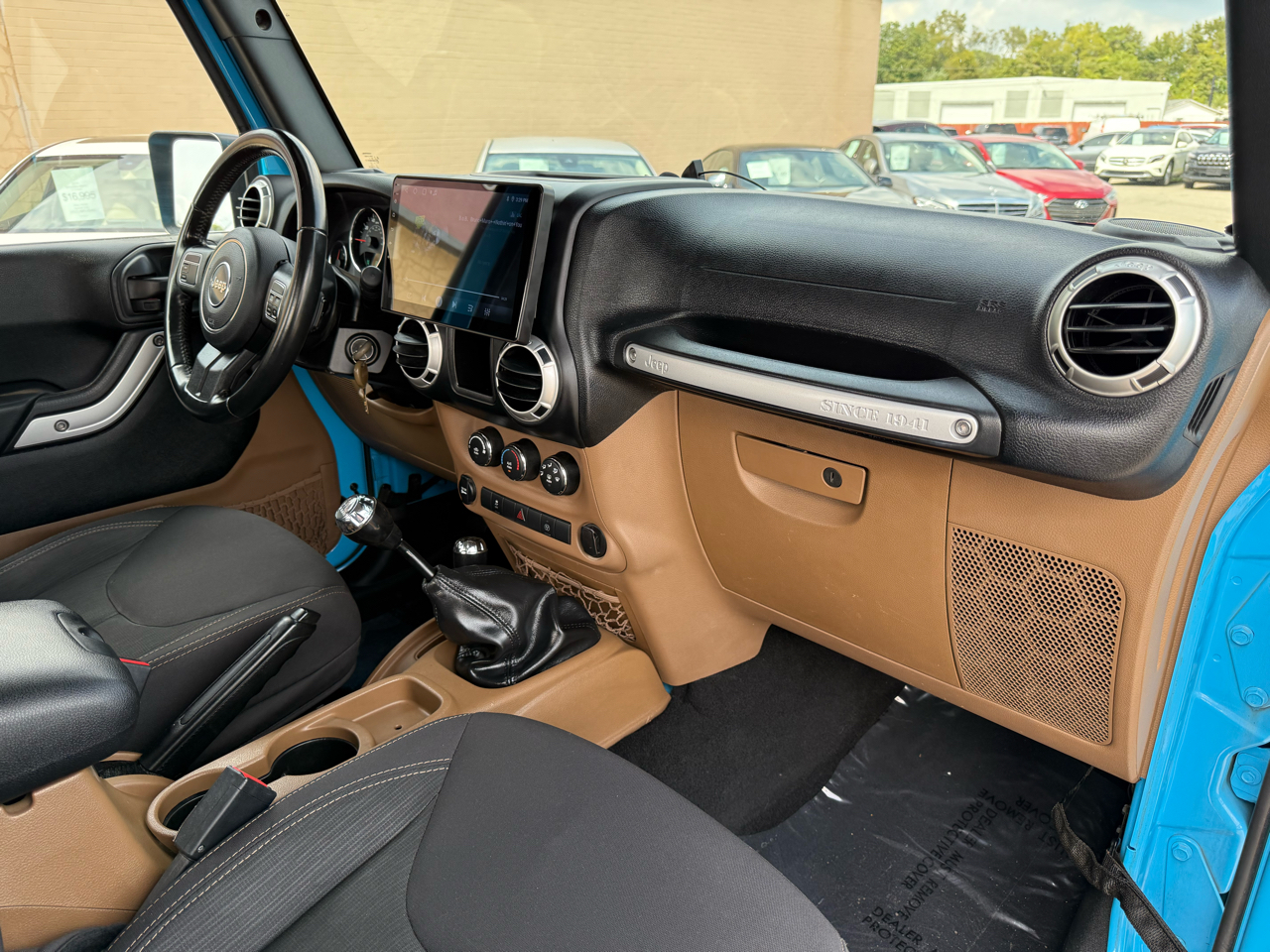 Jeep Wrangler Rubicon 4WD 2017 Jeep Wrangler Rubicon 4WD 2017