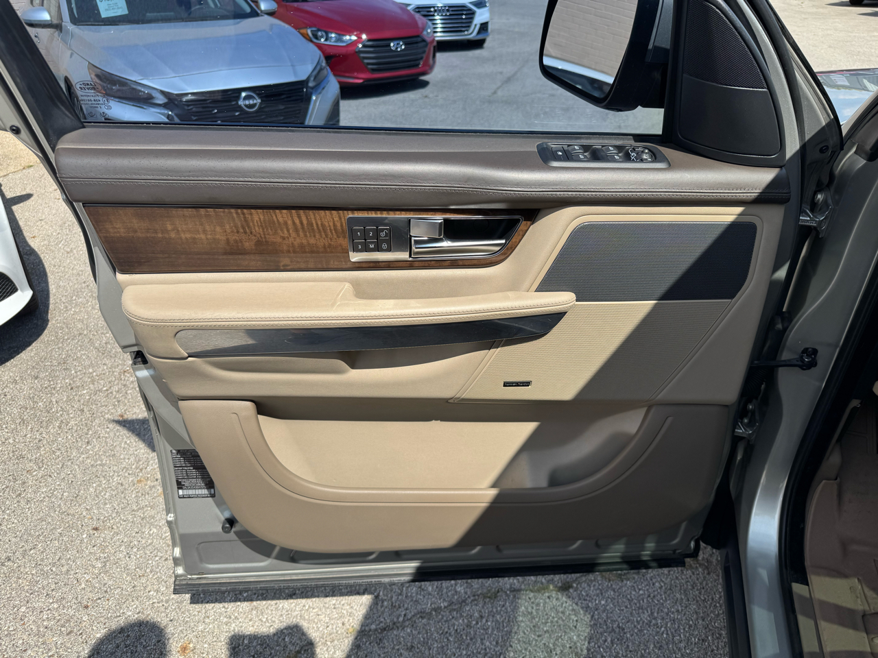 Land Rover Range Rover Sport HSE 2011 Land Rover Range Rover Sport HSE 2011