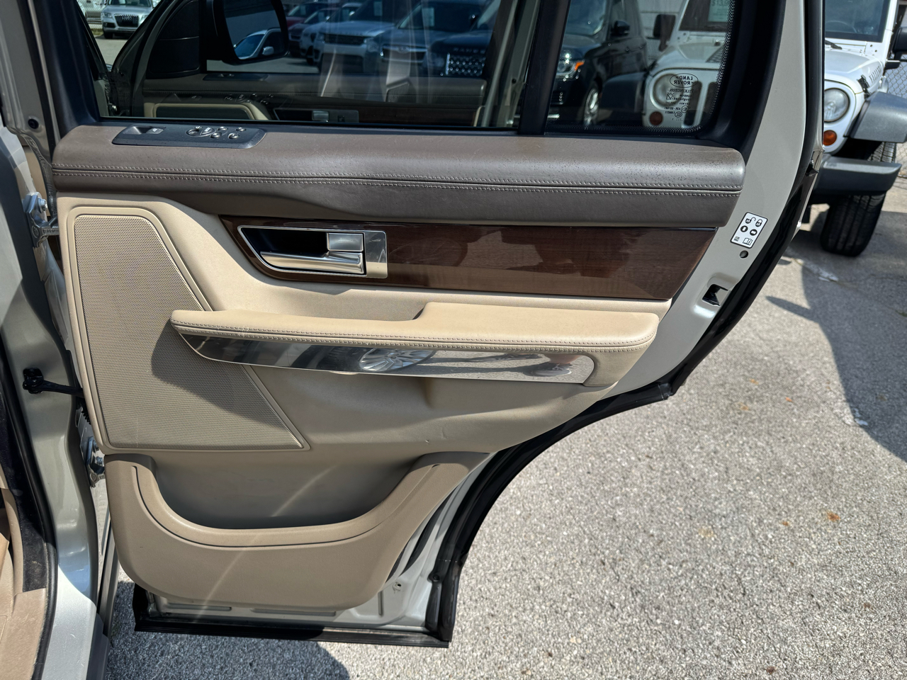 Land Rover Range Rover Sport HSE 2011 Land Rover Range Rover Sport HSE 2011