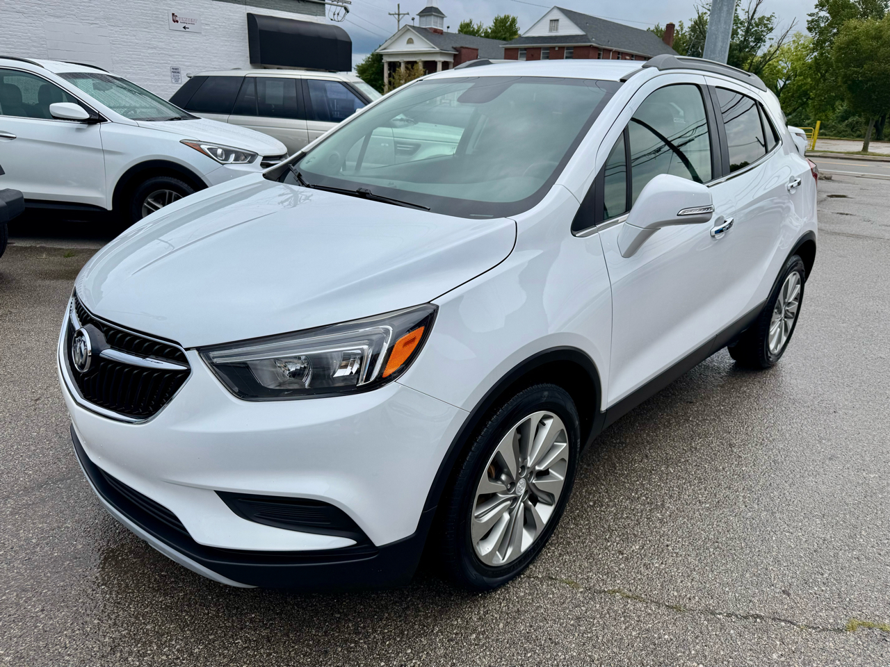 2017 Buick Encore Preferred photo 2