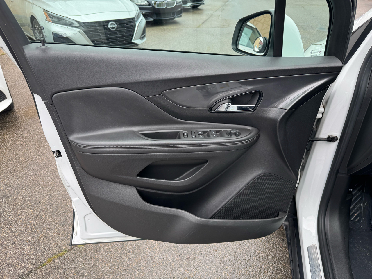 2017 Buick Encore Preferred photo 10