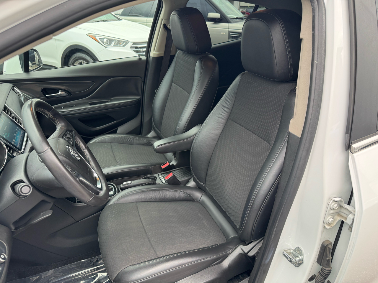 2017 Buick Encore Preferred photo 11