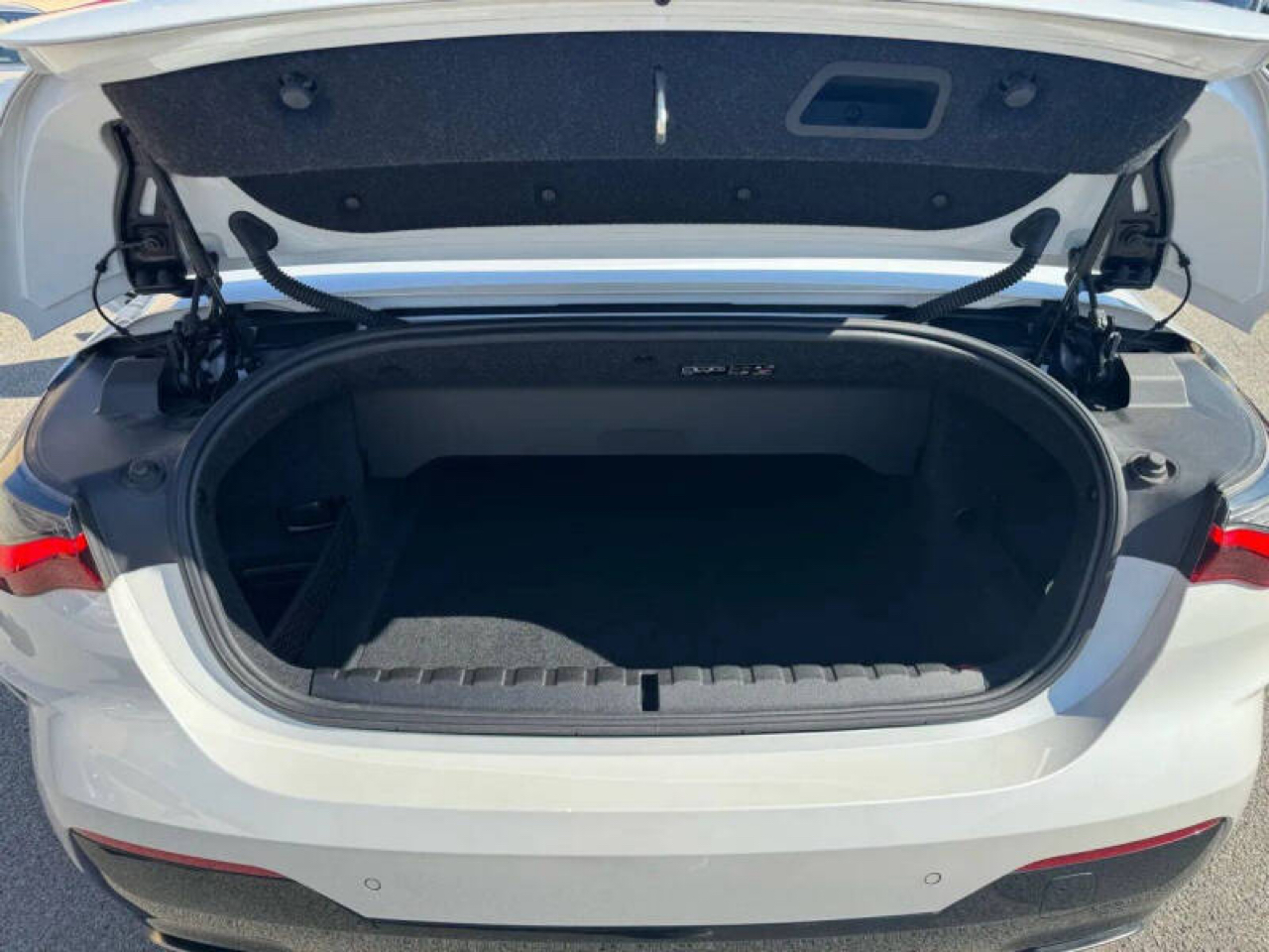 BMW 4-Series M440i Convertible 2022