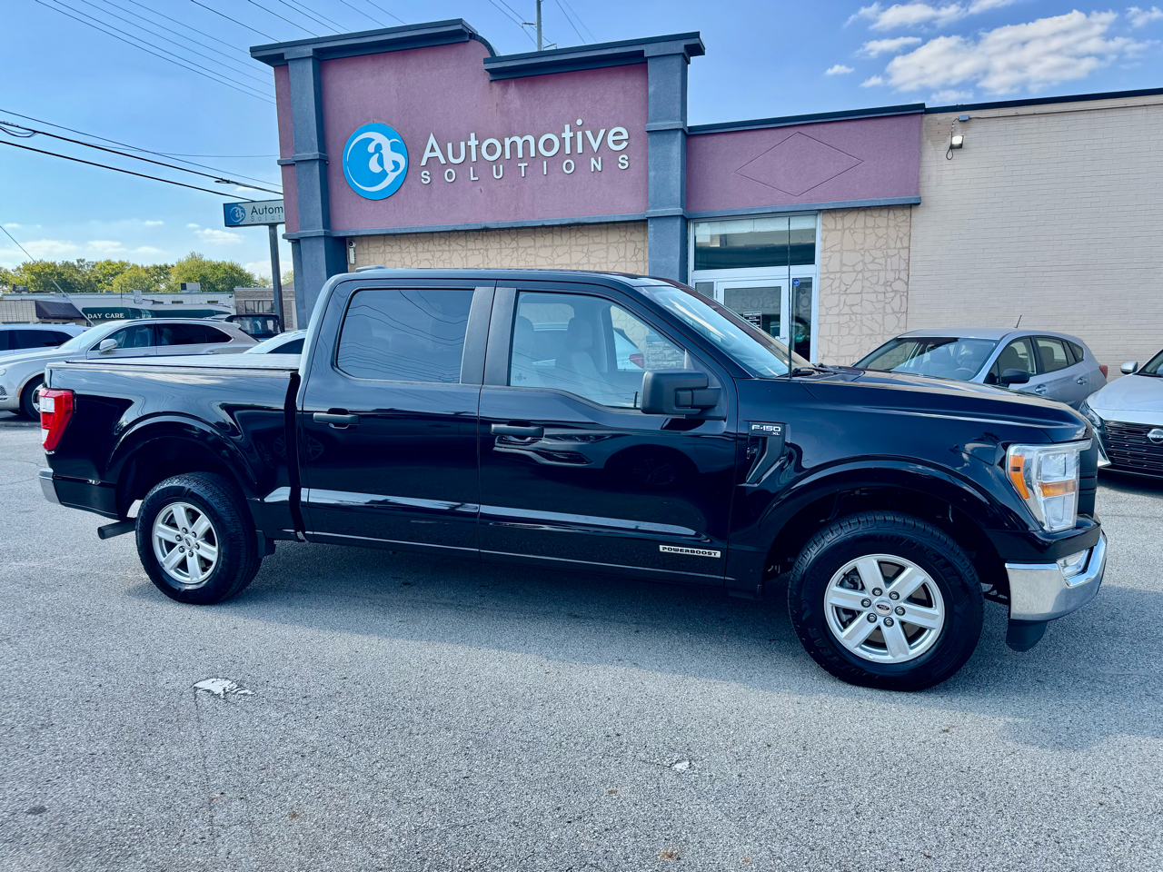 2022 Ford F-150 XL photo 2