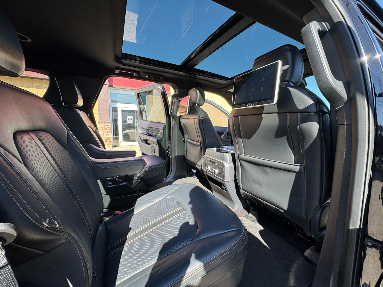 Ford Expedition Platinum 4WD 2022 Ford Expedition Platinum 4WD 2022
