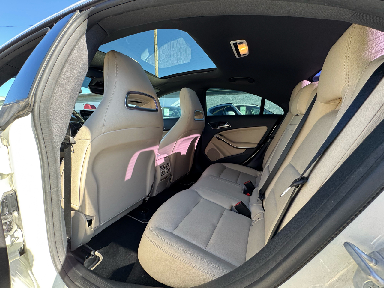 Mercedes-Benz CLA-Class CLA250 4MATIC 2016 Mercedes-Benz CLA-Class CLA250 4MATIC 2016