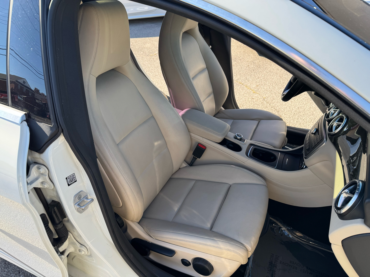 Mercedes-Benz CLA-Class CLA250 4MATIC 2016 Mercedes-Benz CLA-Class CLA250 4MATIC 2016