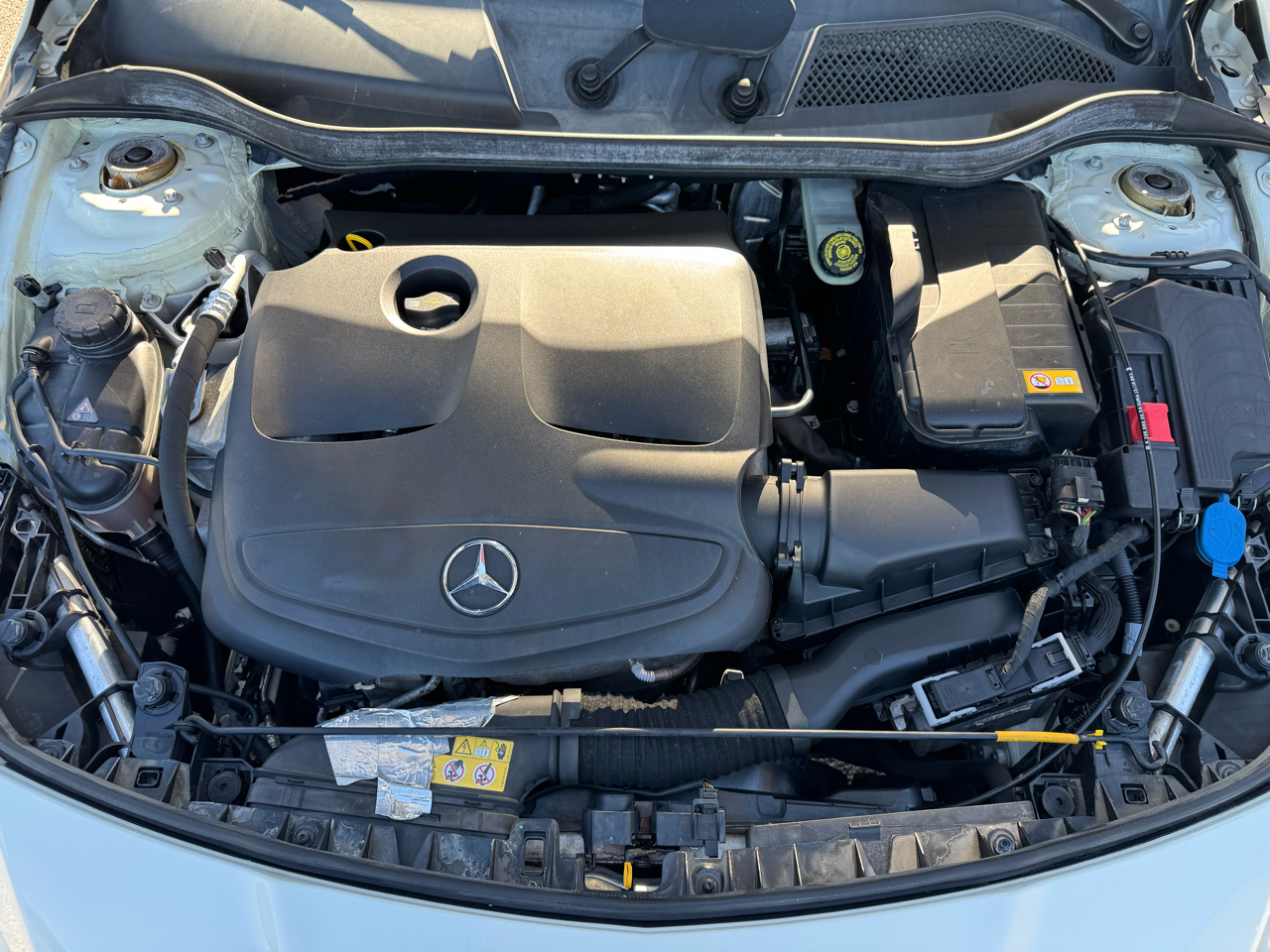 Mercedes-Benz CLA-Class CLA250 4MATIC 2016 Mercedes-Benz CLA-Class CLA250 4MATIC 2016