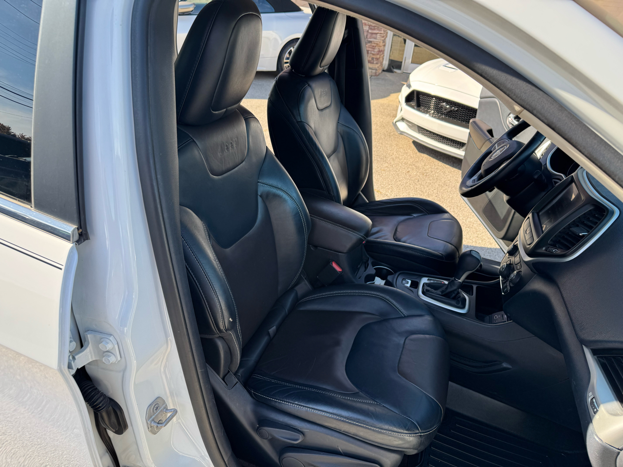 Jeep Cherokee Limited FWD 2015 Jeep Cherokee Limited FWD 2015