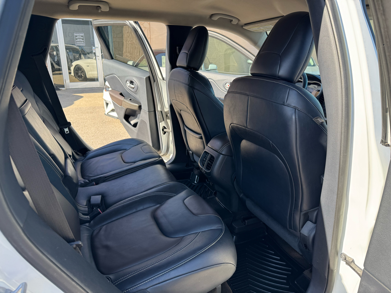 Jeep Cherokee Limited FWD 2015 Jeep Cherokee Limited FWD 2015