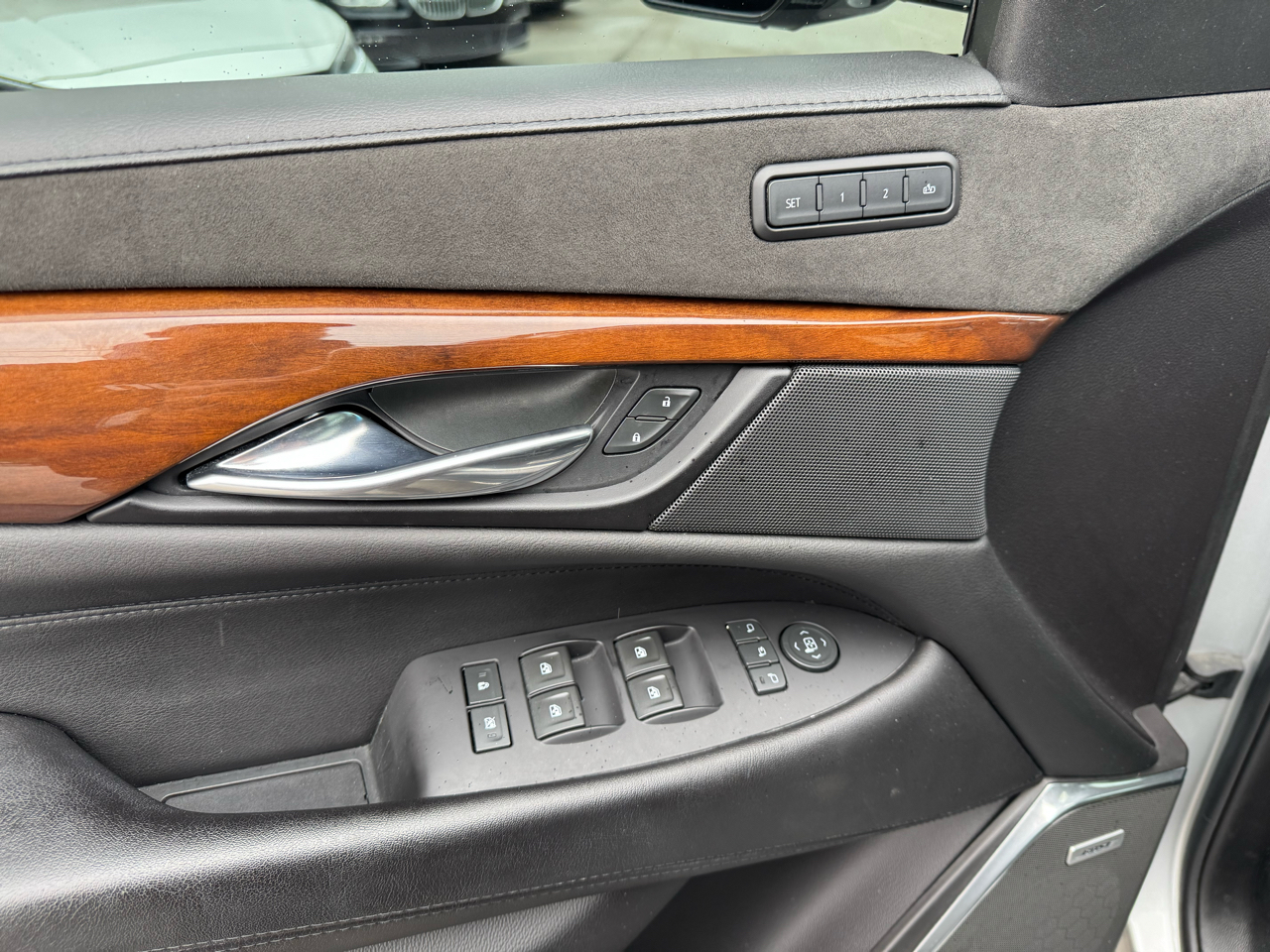 Cadillac Escalade Luxury 4WD 2019 Cadillac Escalade Luxury 4WD 2019