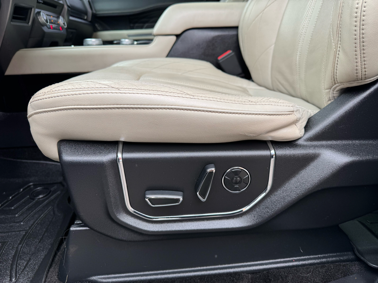 Ford Expedition MAX Platinum 4WD 2018 Ford Expedition MAX Platinum 4WD 2018