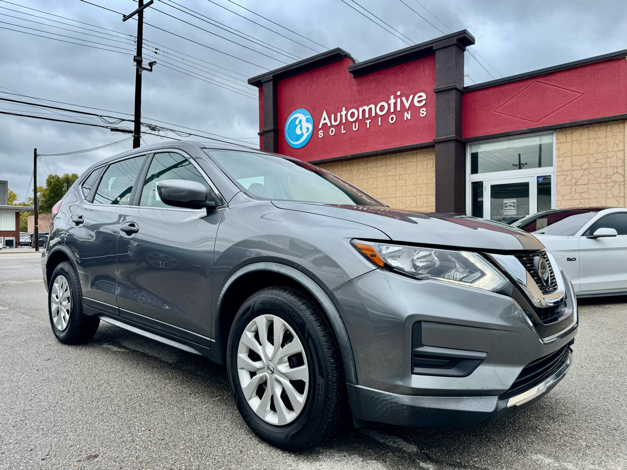 Nissan Rogue FWD 4dr S 2020 Nissan Rogue FWD 4dr S 2020