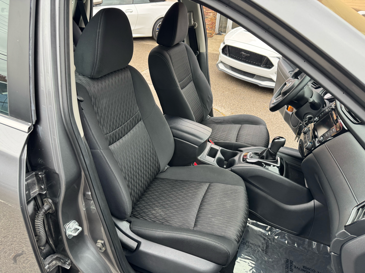 Nissan Rogue FWD 4dr S 2020 Nissan Rogue FWD 4dr S 2020