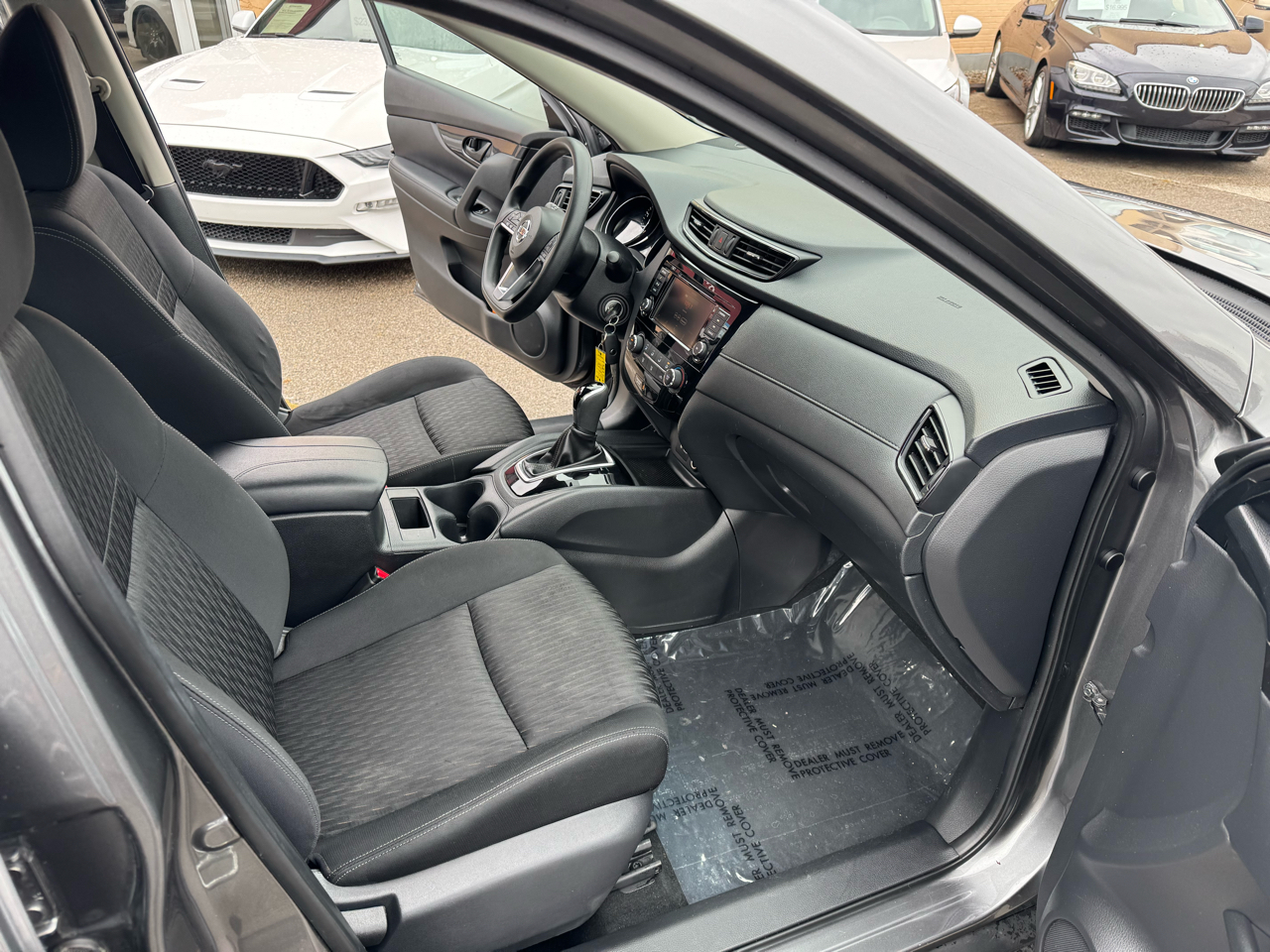 Nissan Rogue FWD 4dr S 2020 Nissan Rogue FWD 4dr S 2020