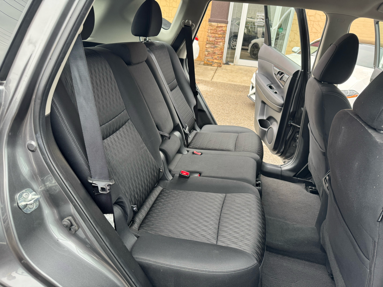 Nissan Rogue FWD 4dr S 2020 Nissan Rogue FWD 4dr S 2020