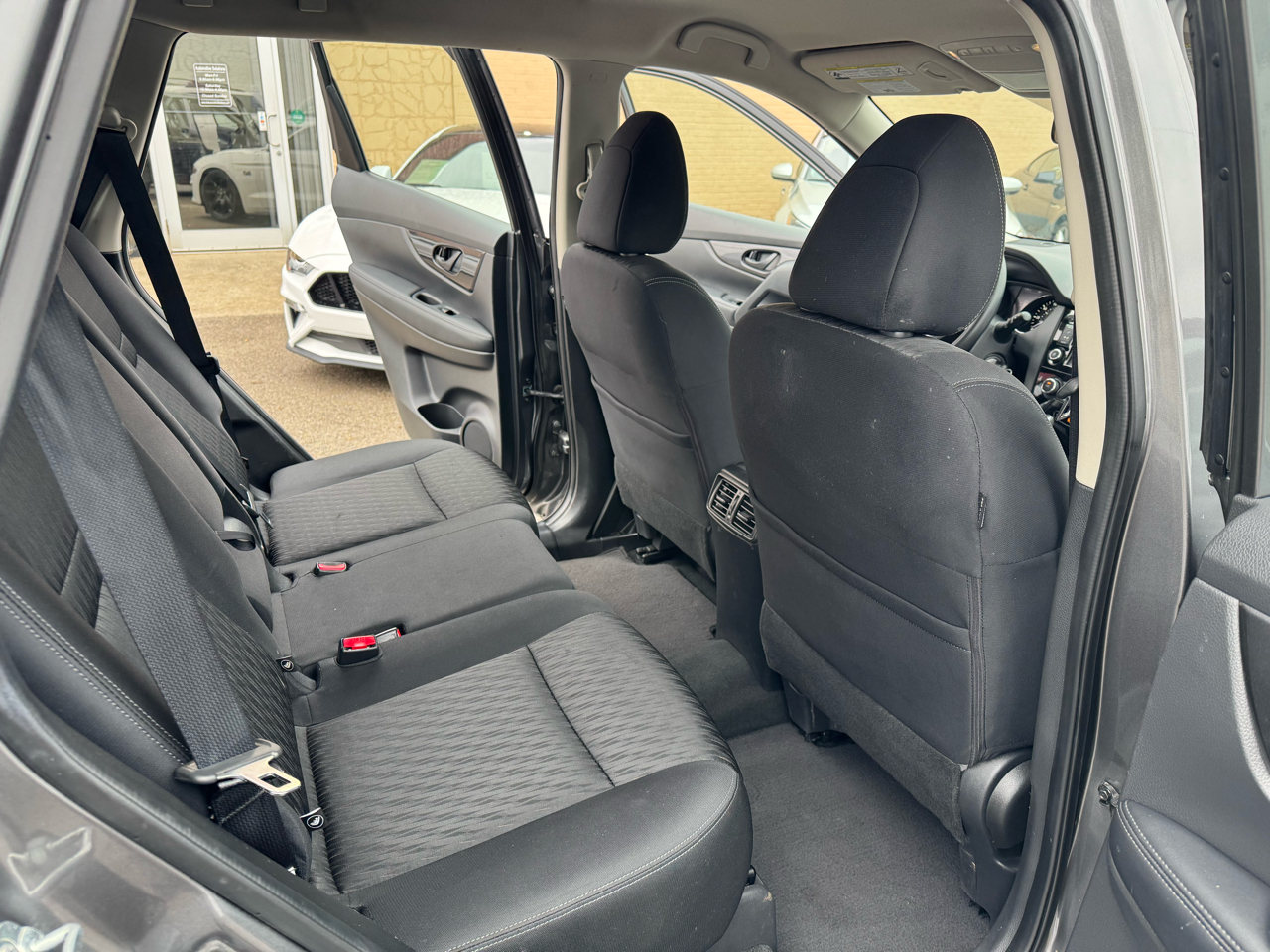 Nissan Rogue FWD 4dr S 2020 Nissan Rogue FWD 4dr S 2020