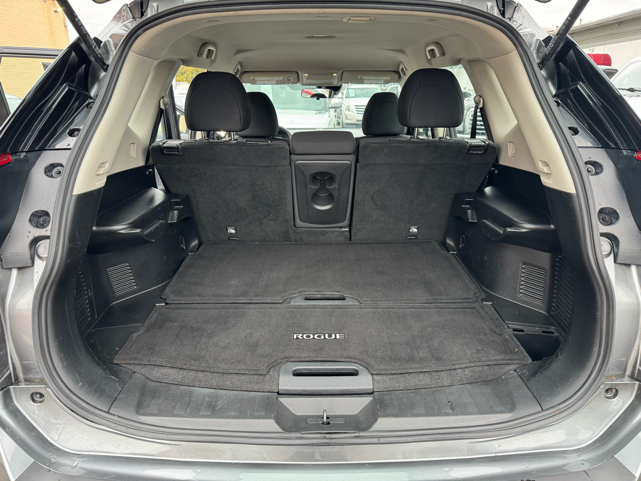 Nissan Rogue FWD 4dr S 2020 Nissan Rogue FWD 4dr S 2020