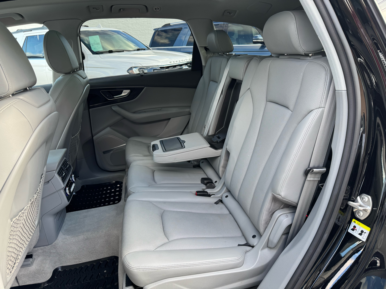 Audi Q7 3.0T Prestige quattro 2017 Audi Q7 3.0T Prestige quattro 2017