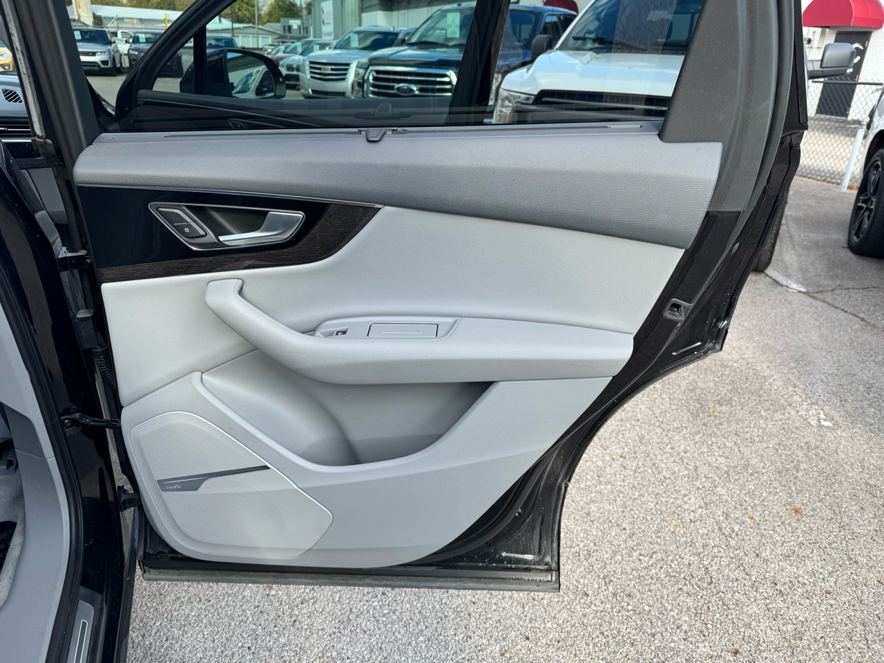 Audi Q7 3.0T Prestige quattro 2017 Audi Q7 3.0T Prestige quattro 2017